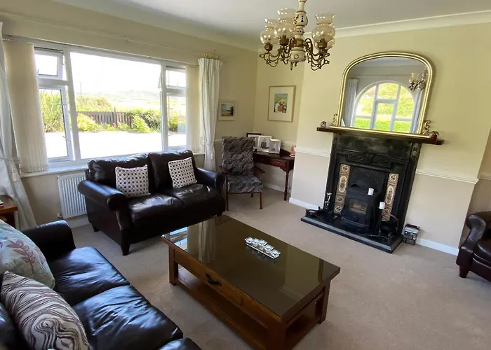 Ardmore House